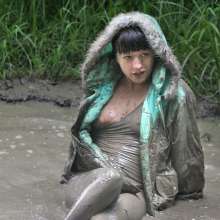 FOXY: Mud in forest