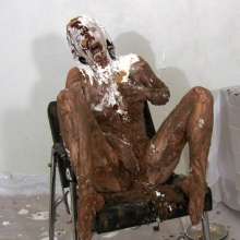 Messygirl: Pied while Hypnotized