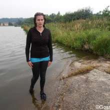 Perfectwetlook: Dana Swims in the Pond