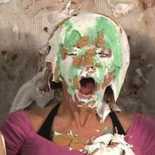 Anglefan.com: Crazy 3-girl messy pie video...co-hosting sucks!