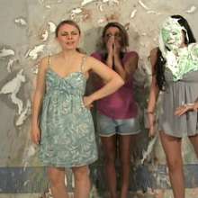 Anglefan.com: Crazy 3-girl messy pie video...co-hosting sucks!