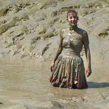 FOXY: Debbie's head in the mud