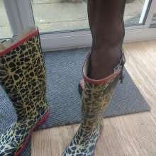 Stickyfeet: Christmas Boots