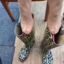 Stickyfeet: 