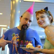 messyhot: New cake and slime with Chikkin // sorry I was gone a while