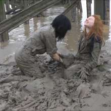 DungeonMasterOne: Businesswomen Daphne and Daisy go wild in the Severn mud!