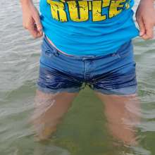 DungeonMasterOne: Free Video!  Maria gets wet in Lake Mead at umd20!