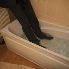 wetmana: new suit wet