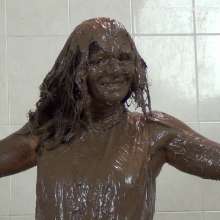 WSMProductions: Some delicious chocolate shots as Dee tests Nutcity--wsm