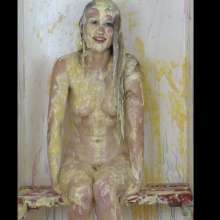 bosunbob: Scarlot Rose plays "I Spy Pie" and the Messymayhem Big Christmas Sale