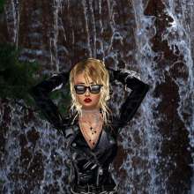 soakinJo: Soakin Jo in the fountains in Portland