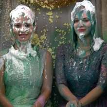 LiquidX: Apartment 19: Lisa and Louise Get Messy