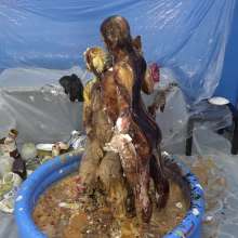 CustomFetish: Cleo Gets Her Fun Messy From Deanna (Wide)