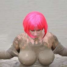FOXY: Emma in mud now downloadable