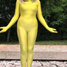 FOXY: Video Yellow zentai