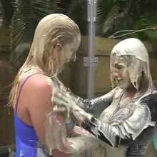 wamtec: Gunge Tank--Tatiana and Amy