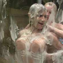 wamtec: Gunge Tank--Tatiana and Amy