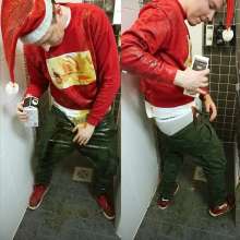 vstyle83: Messy Xmas!
