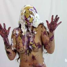 Messygirl: MG Update: The Pissed Off Glamour Model