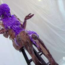 Messygirl: MG Update: The Pissed Off Glamour Model