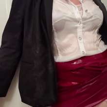 MadelineOasis: Oasis Video--The 2019 Christmas Business Suit Soaked!