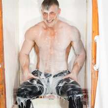 CandyCustard: Photoset: Luke Slimed Suit