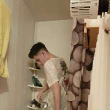 XXWetshortslover: Skater Showered in Shorts Secretly (with Face) at Night