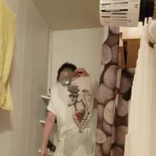 XXWetshortslover: Skater Showered in Shorts Secretly (with Face) at Night