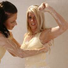 WSMProductions: Tillie and Brooke Messy Fun with Angel Delight Dessert