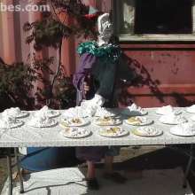 SlapstickBabes: New clown video