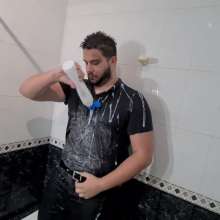 Polarwet: Bath with Polo and Jeans