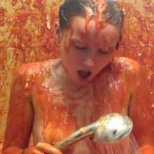 Big_Tits_Gunge: Buckets Straight From The Fridge (Lauren)