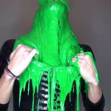 Jayce: Catsuit Filling, Two Hitachis at once, huge climax, Cutting off pvc!