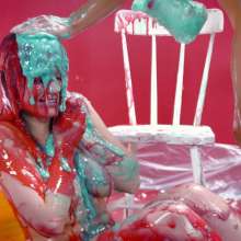 GirlsGetGunged: 