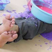 lovingmessy4you: Cute Milton's Feet and His Messy Face