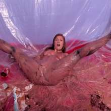 Darla DeVour: Darla Destroys and Fills Her Nylons with Cake, Pie and Syrup