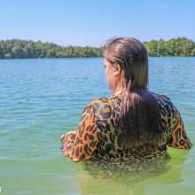 Wamtastic Jessica: Jacqueline Cougar Dress Swim