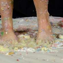 messyhot: Jade Makes Christmas Extra Messy