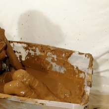 Kaydens: Kaydens White Outfit in the Mudpit