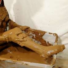 Kaydens: Kaydens White Outfit in the Mudpit