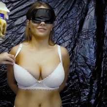 GirlsGetGunged: Flash Sale