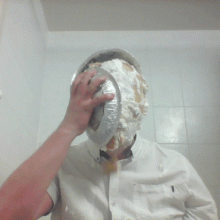 Lucullus: Self pies Gifs