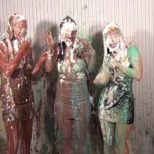 Anglefan: 3 very slimed hotties!