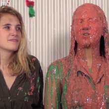Anglefan: Ava's mistletoe headband accidentally gets her friend slimed!