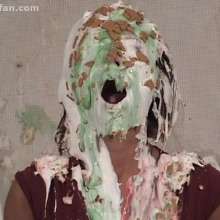 Anglefan: Aida's holiday-themed pies