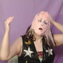 Clown Chryssy: New frosting pics