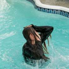 wet.look.me: Hot Girl in Leather and Group Girls | Wetlook.biz