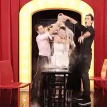 mad_mick_at: Sparing-Show (Georgian tv-show): Hosts drenched (non-yt-clip-find)