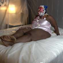 Beantwn: BBW 30 Pies on the Bed