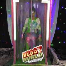 LiquidX: Allie Bea plays Nine Lives (in the Gunge Tank)
